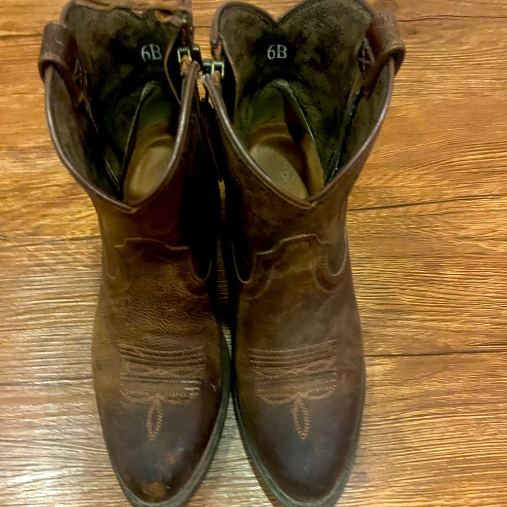Ariat Women's boot